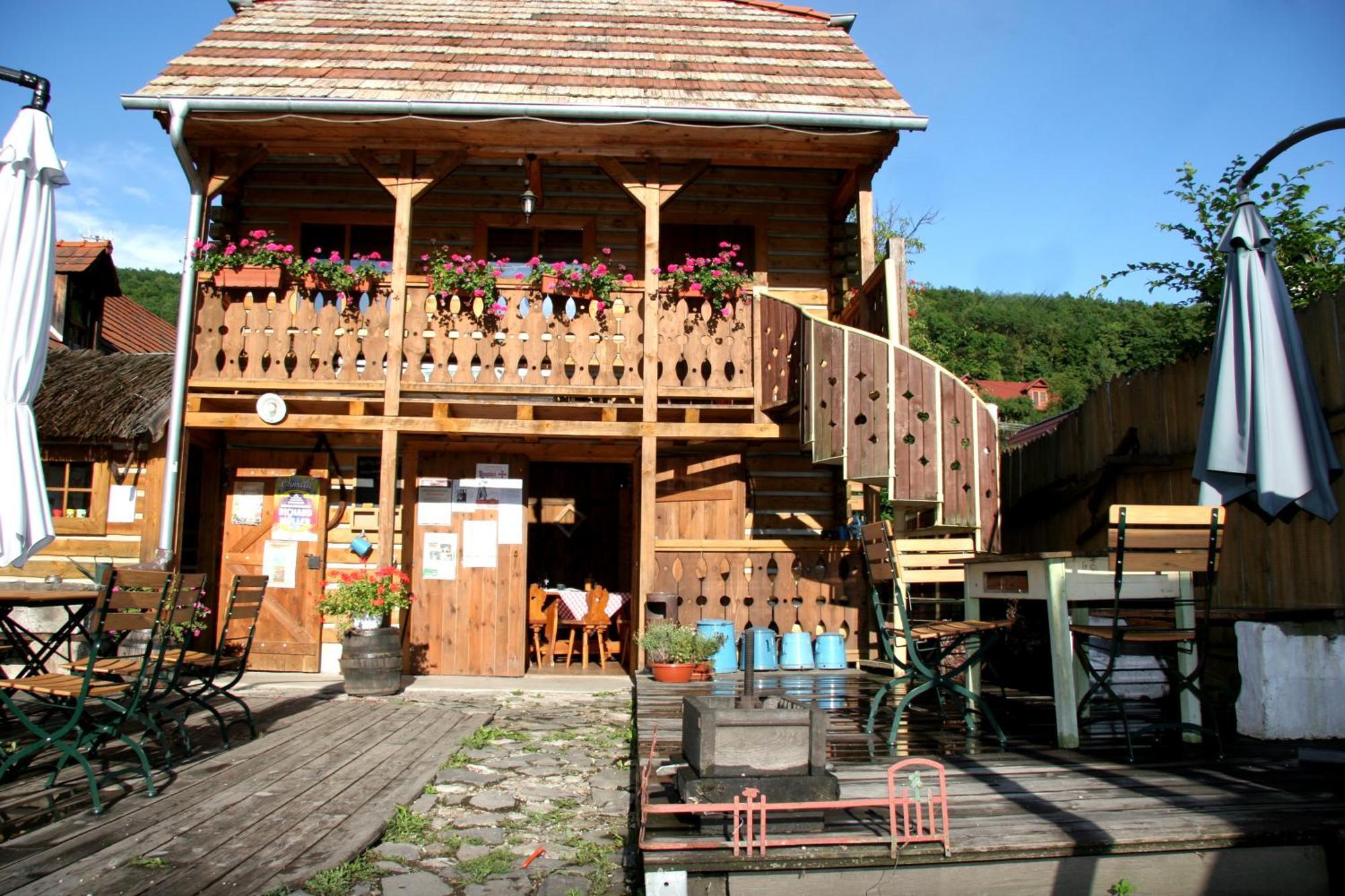 Guest house Stary Hostinec 2*